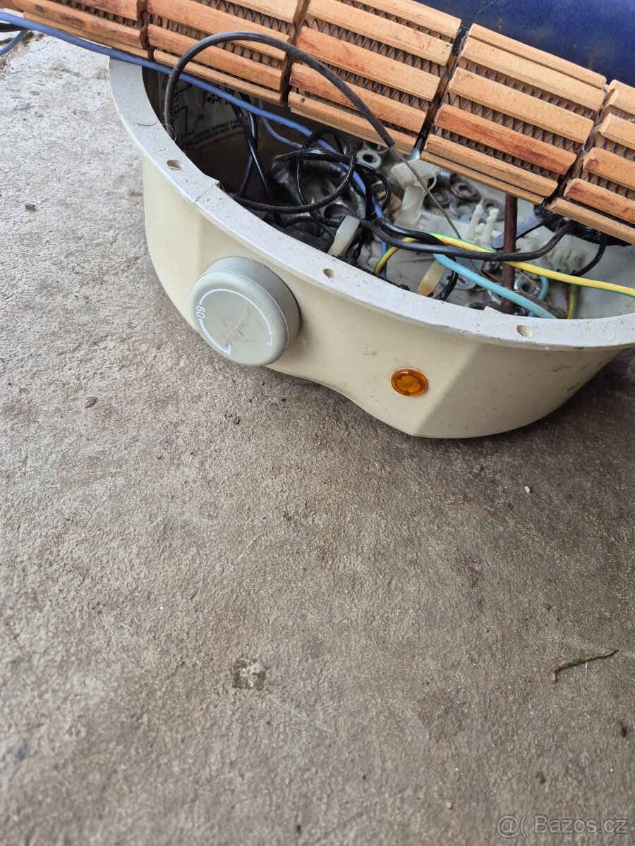 Příruba bojleru , Těleso, termostat - 2