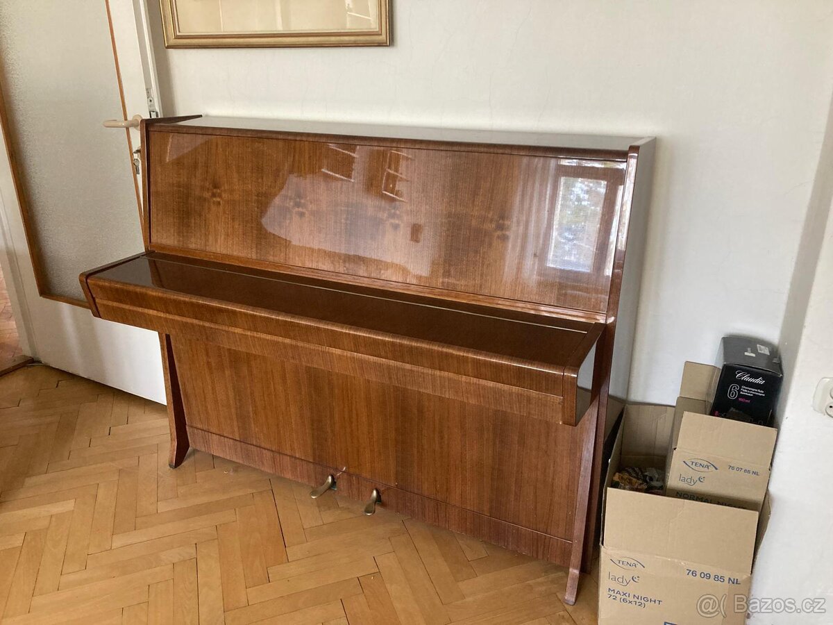 Pianino Petrof - 2
