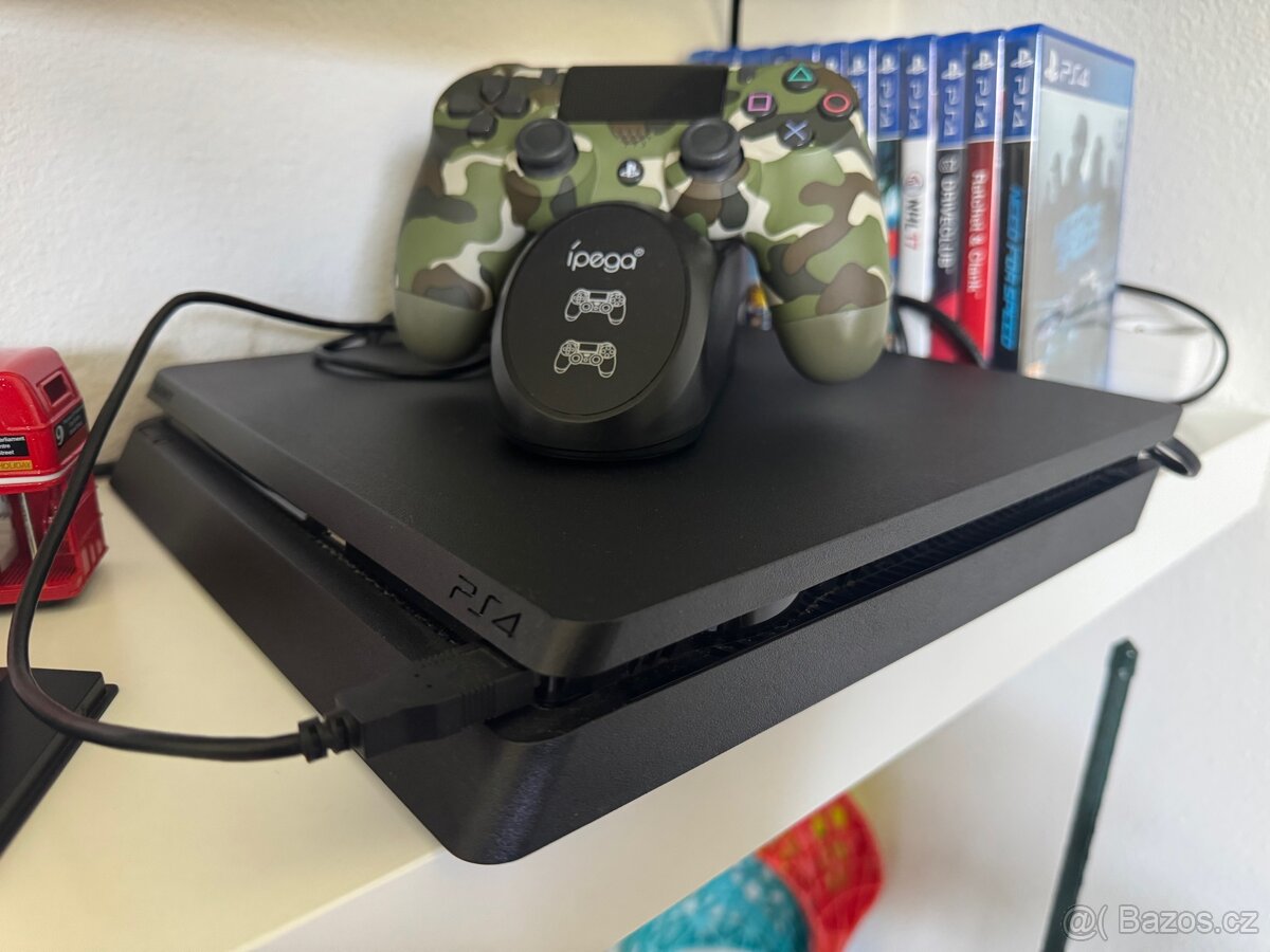 PS4 + ovladače + hry - 2