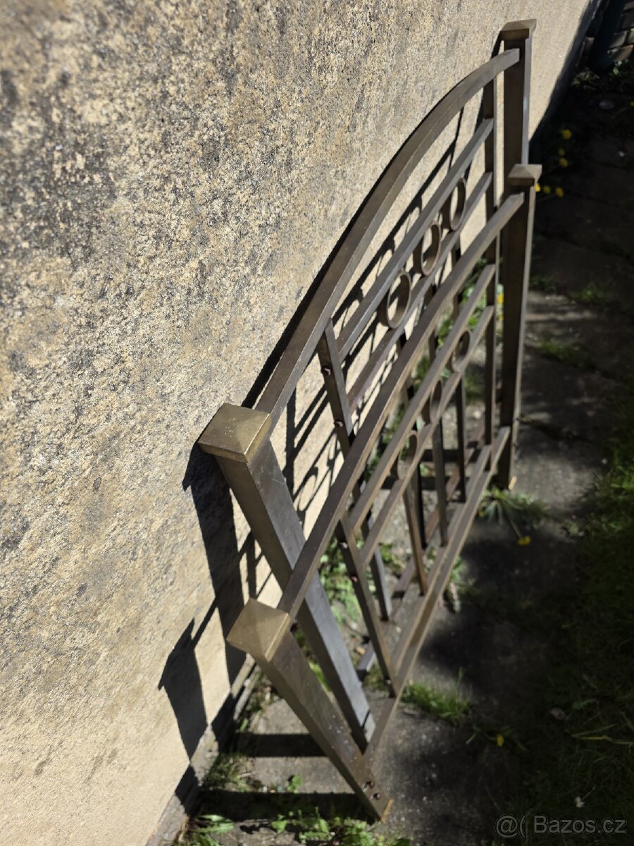 Mosazné rámy postele - 2