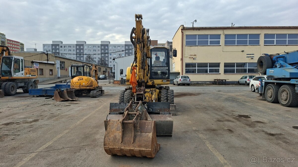 KOMATSU PW 110 - 2