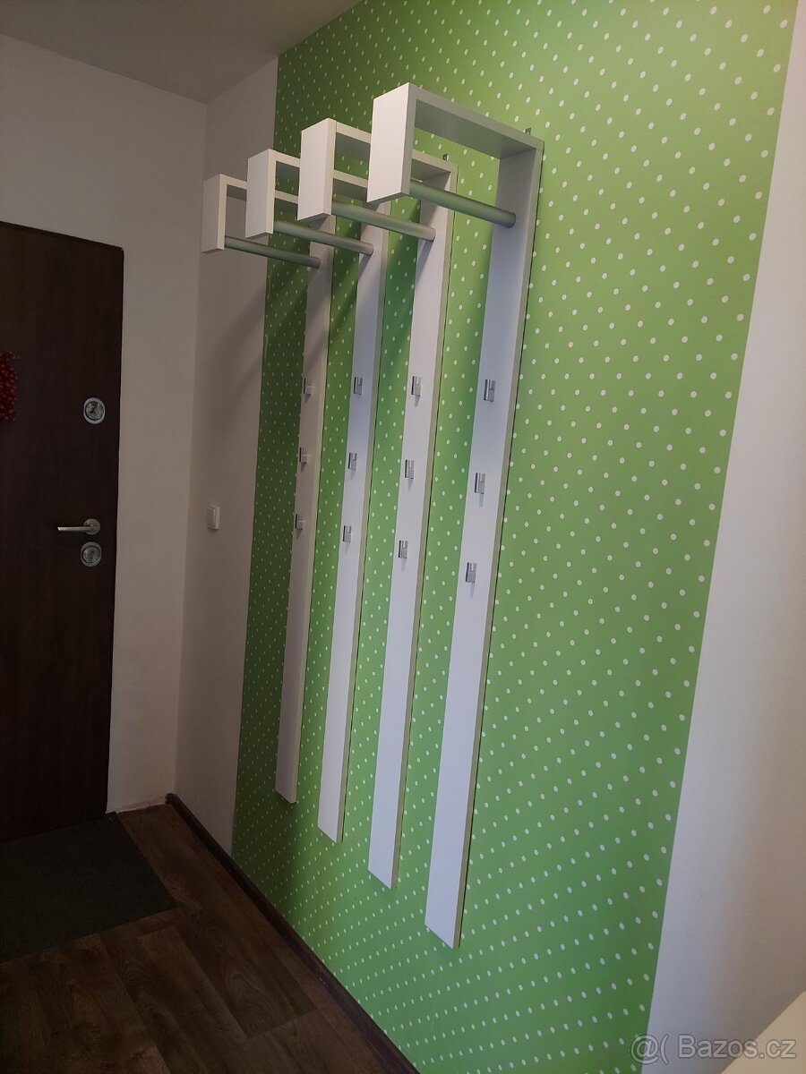 Věšák - 2