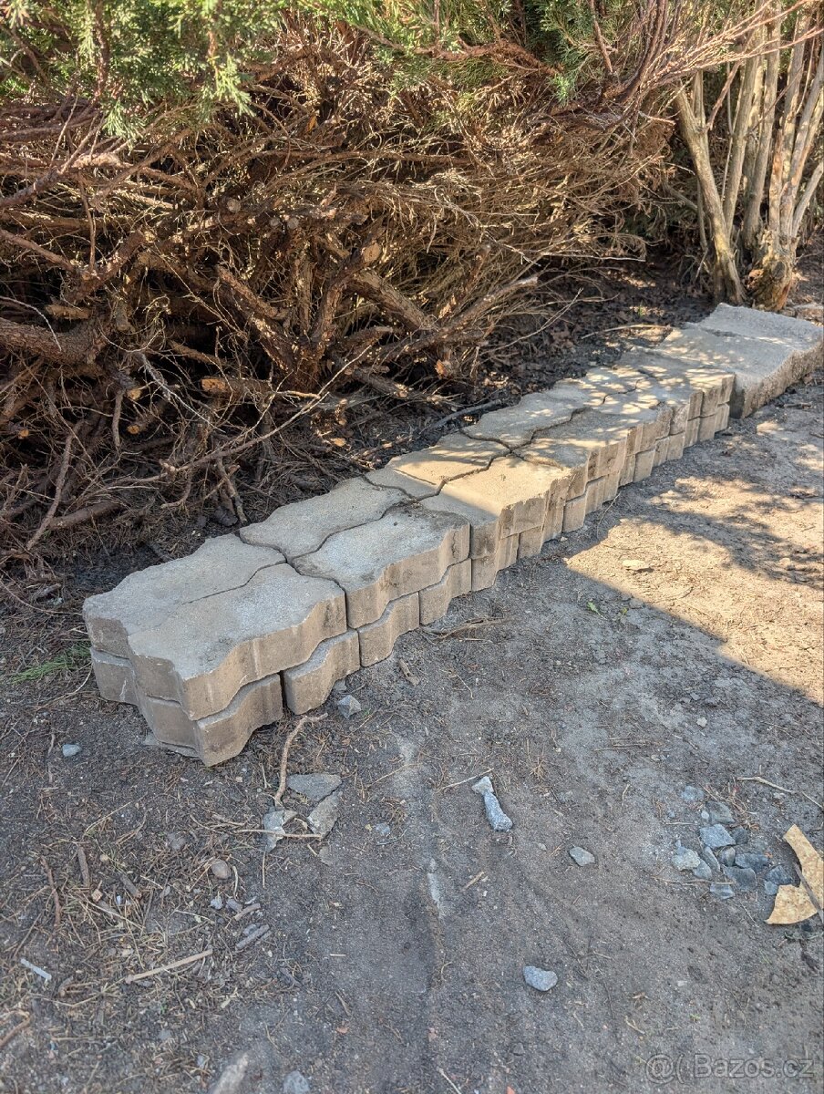 Zámková dlažba I - 2