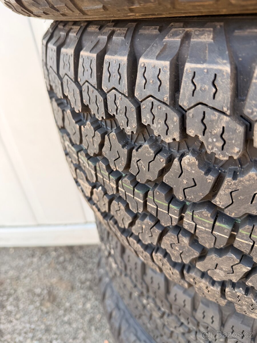 Goodyear Wrangler 255/60r20 - 2