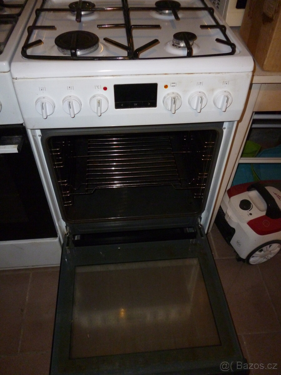 kombinovaný sporák amica,horkovzdušná trouba na 230v - 2