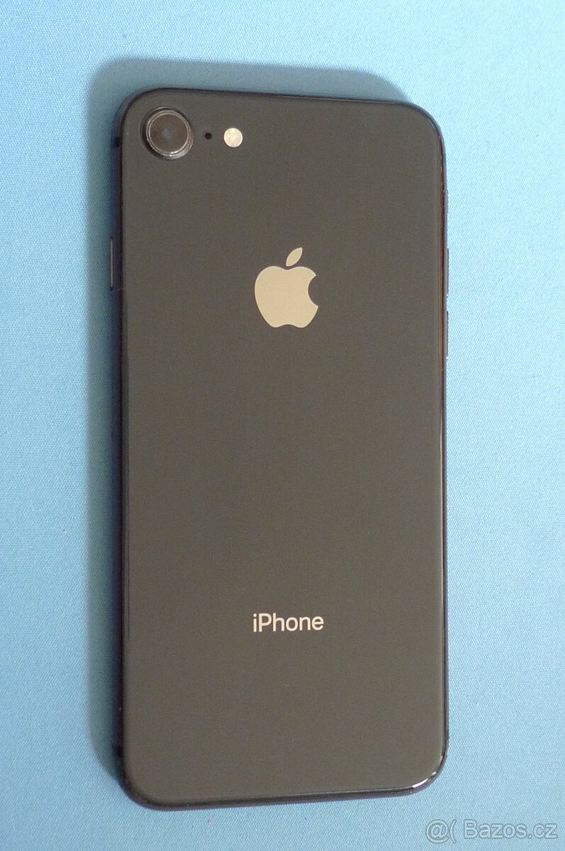 Apple iPhone 8 64GB Baterie 100% - 2