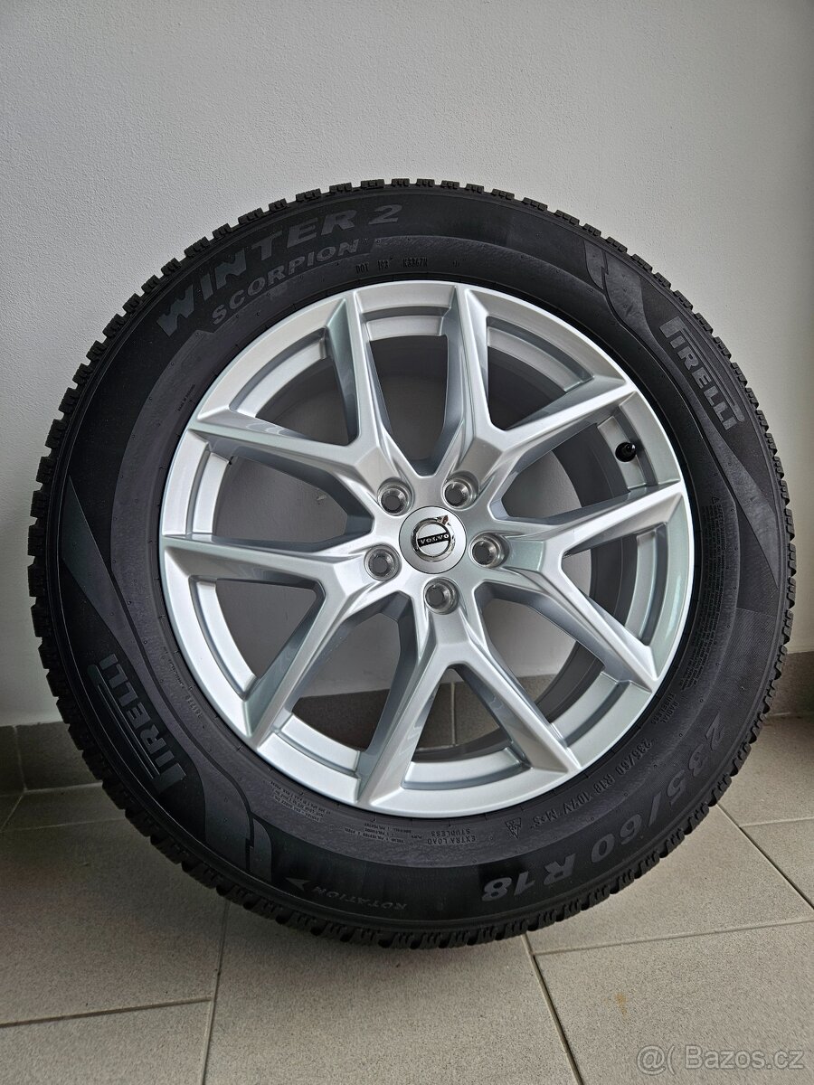 Orig.Volvo XC60 Zimní 235/60/18 - Zánovní - 2