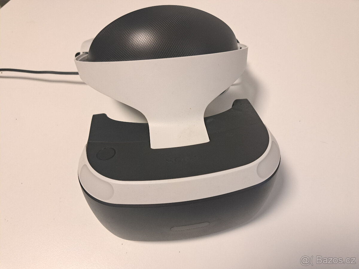 Playstation VR + příslušenství (rezervováno) - 2