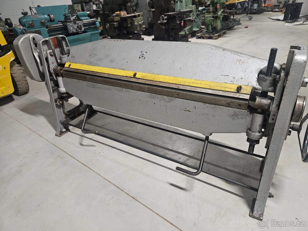 Ohýbačka plechu XK 2000/2 + lišta + válce - 2