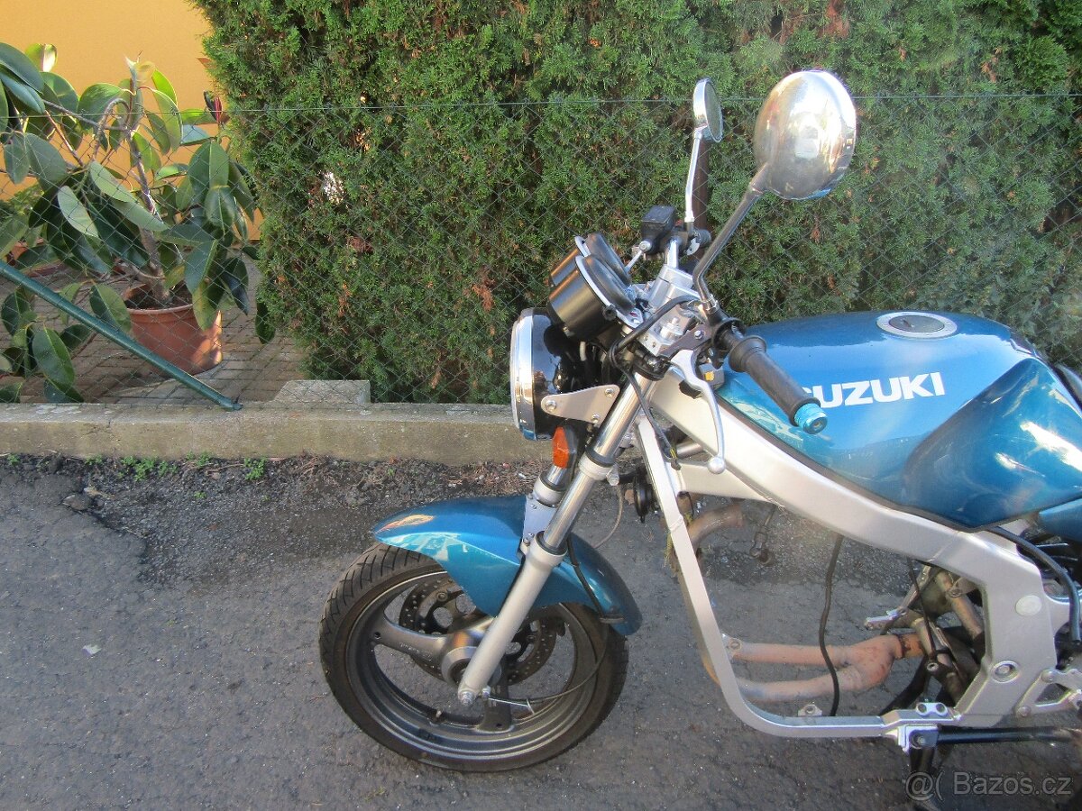SUZUKI GS 500E - 2