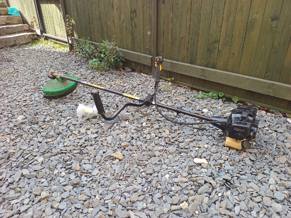 Křovinořez Husqvarna McCulloch B33B - 2