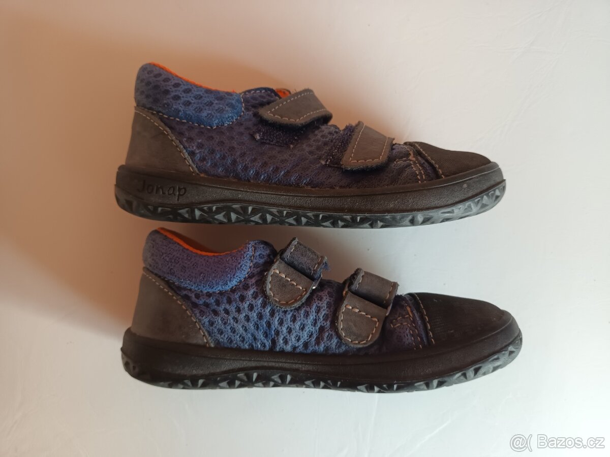 Boty pro děti velikosti 26. - 2