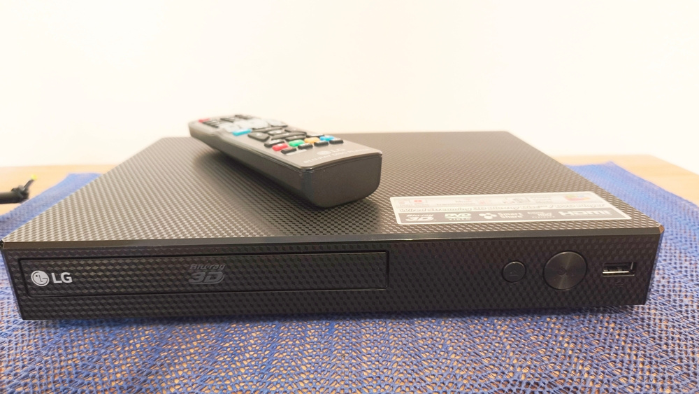 Blu-ray, DVD přehrávač LG BP450 3D - Super stav - 2