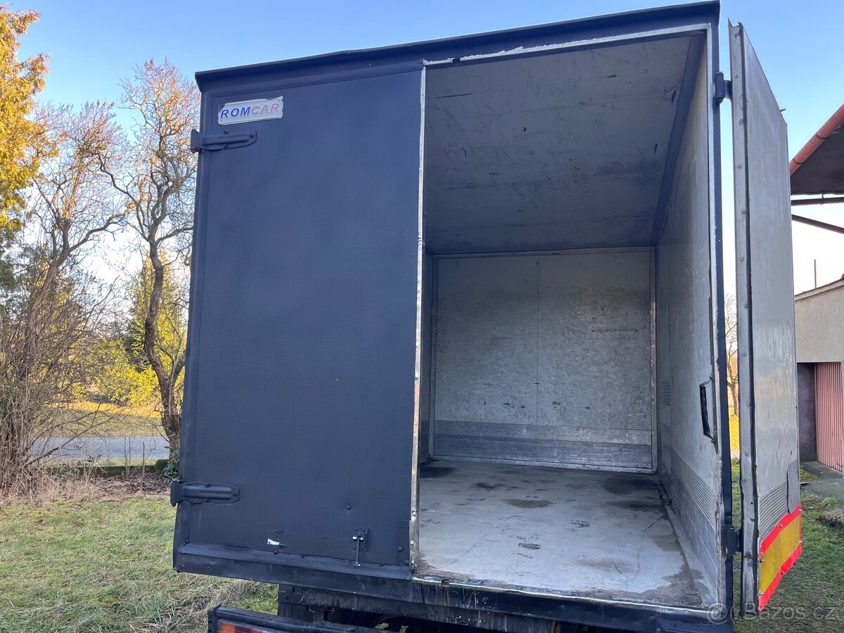 Nákladní automobil Lublin - 2