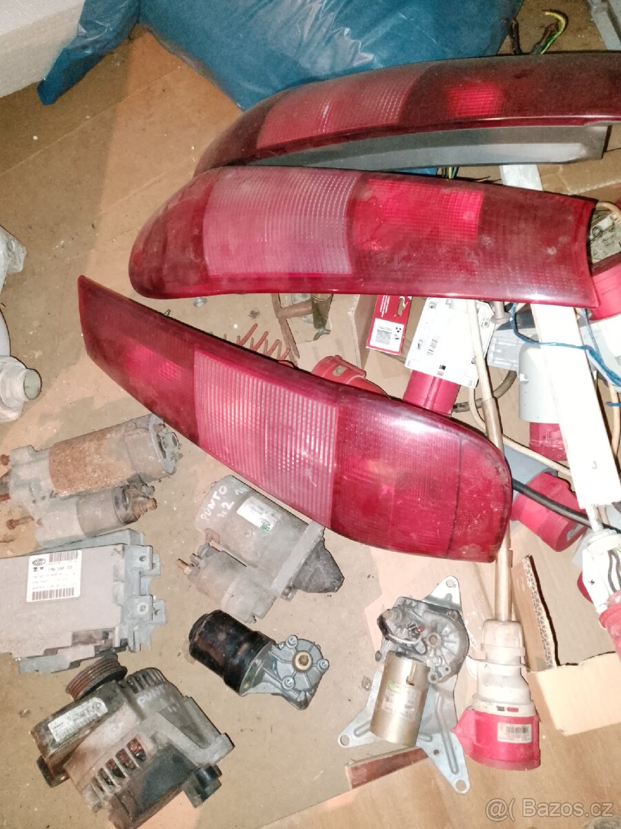 Renault Laguna a Fiat Punto - 2