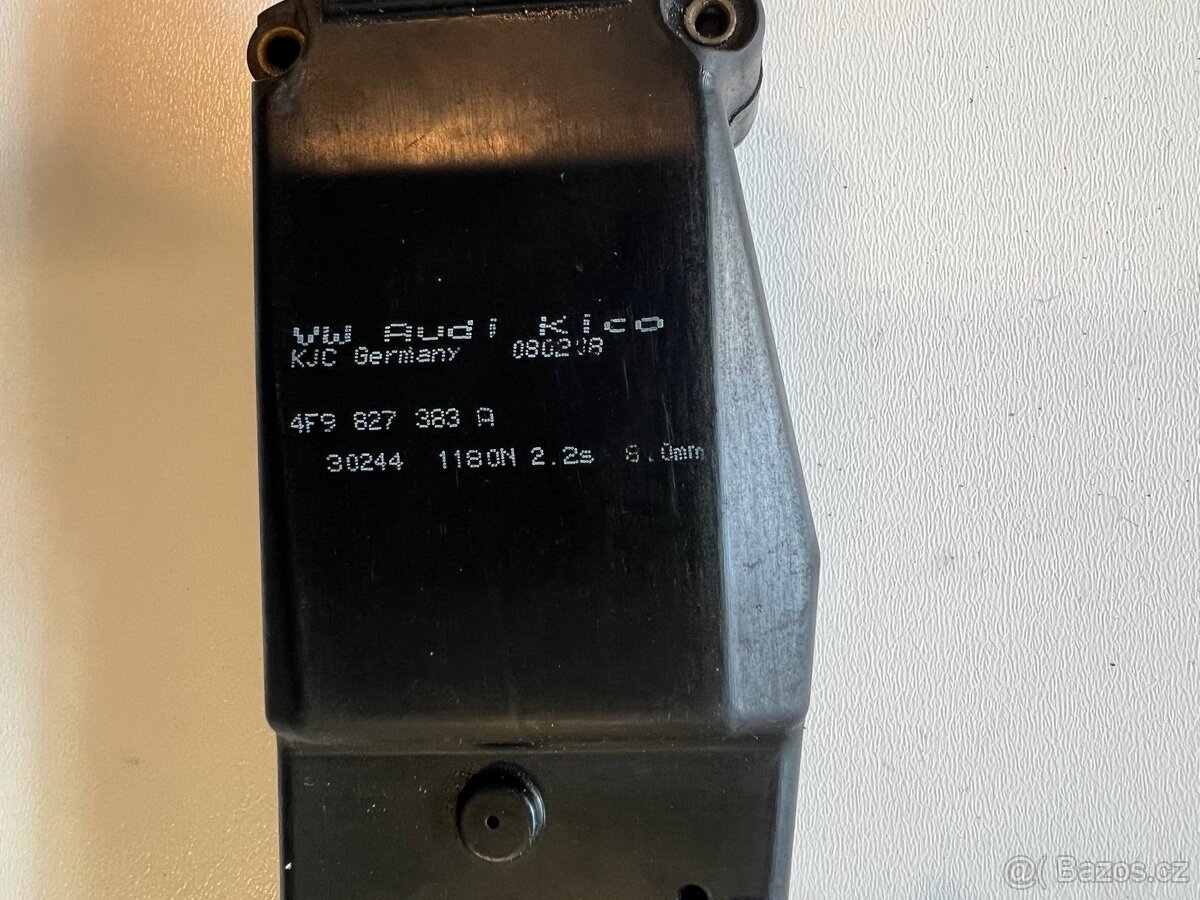 Elektrický zámek , dovírač 5.dveří - 4F9827383A - 2