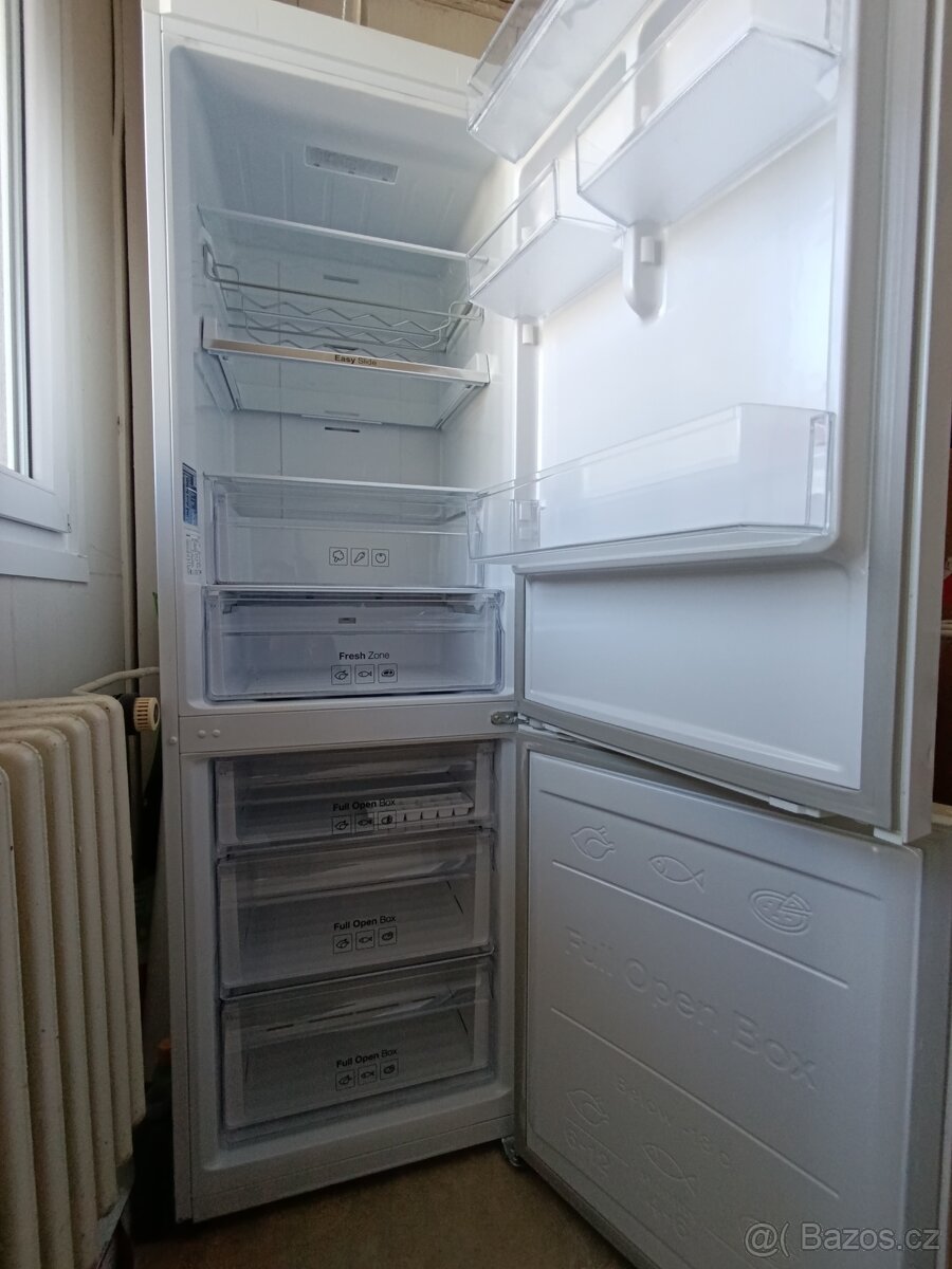 Prodej lednice s mrazákem - 2