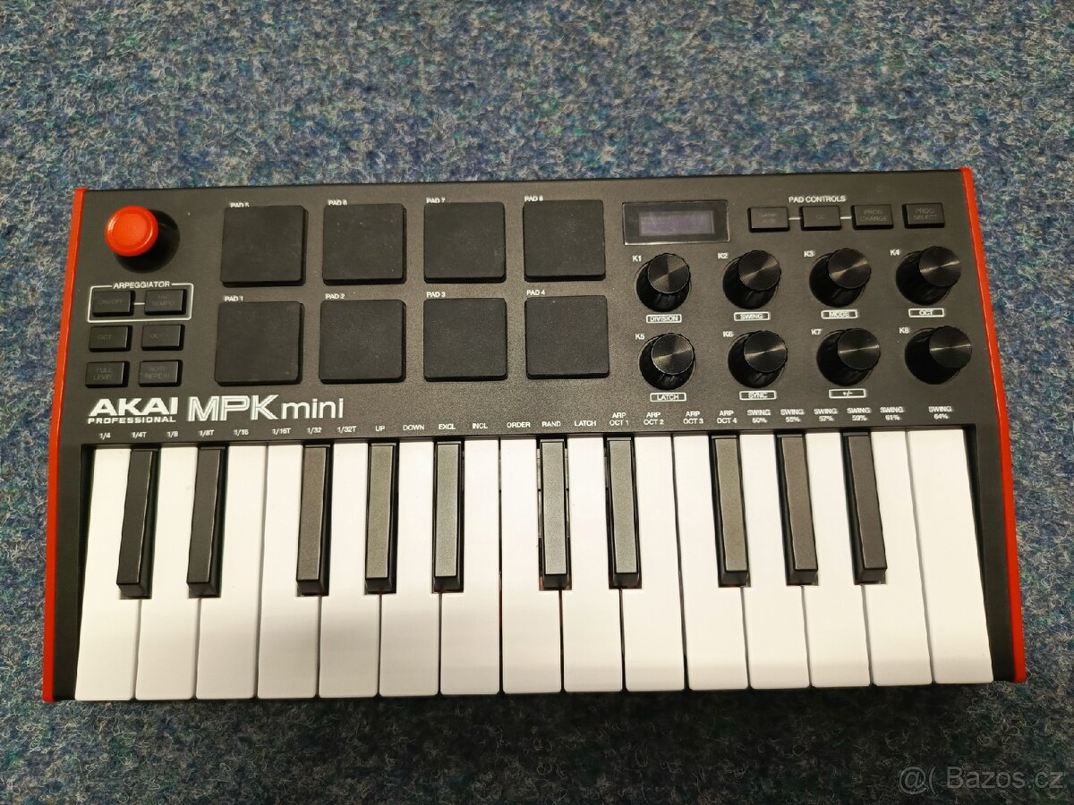 Akai MPK mini - 2