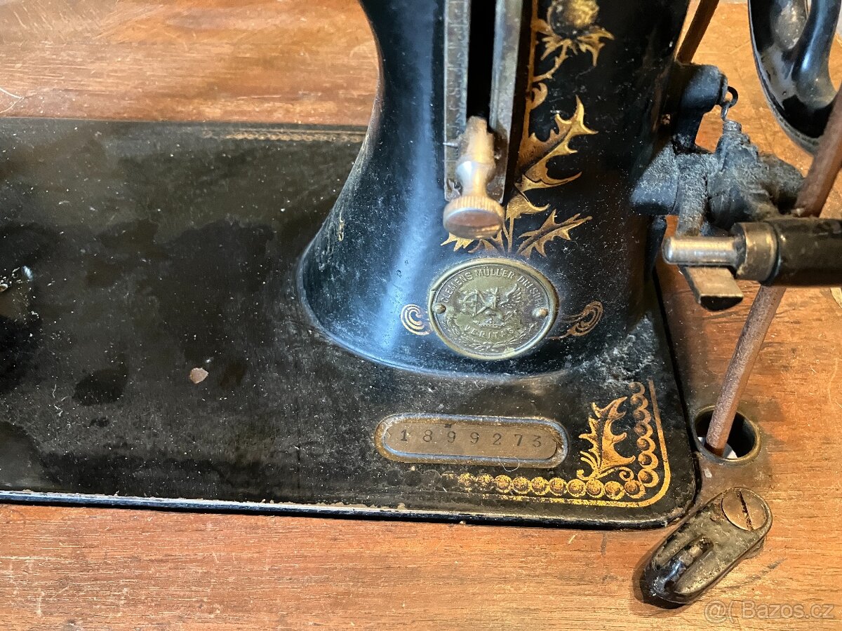 VERITAS ROYAL - starožitný šicí stroj - 2