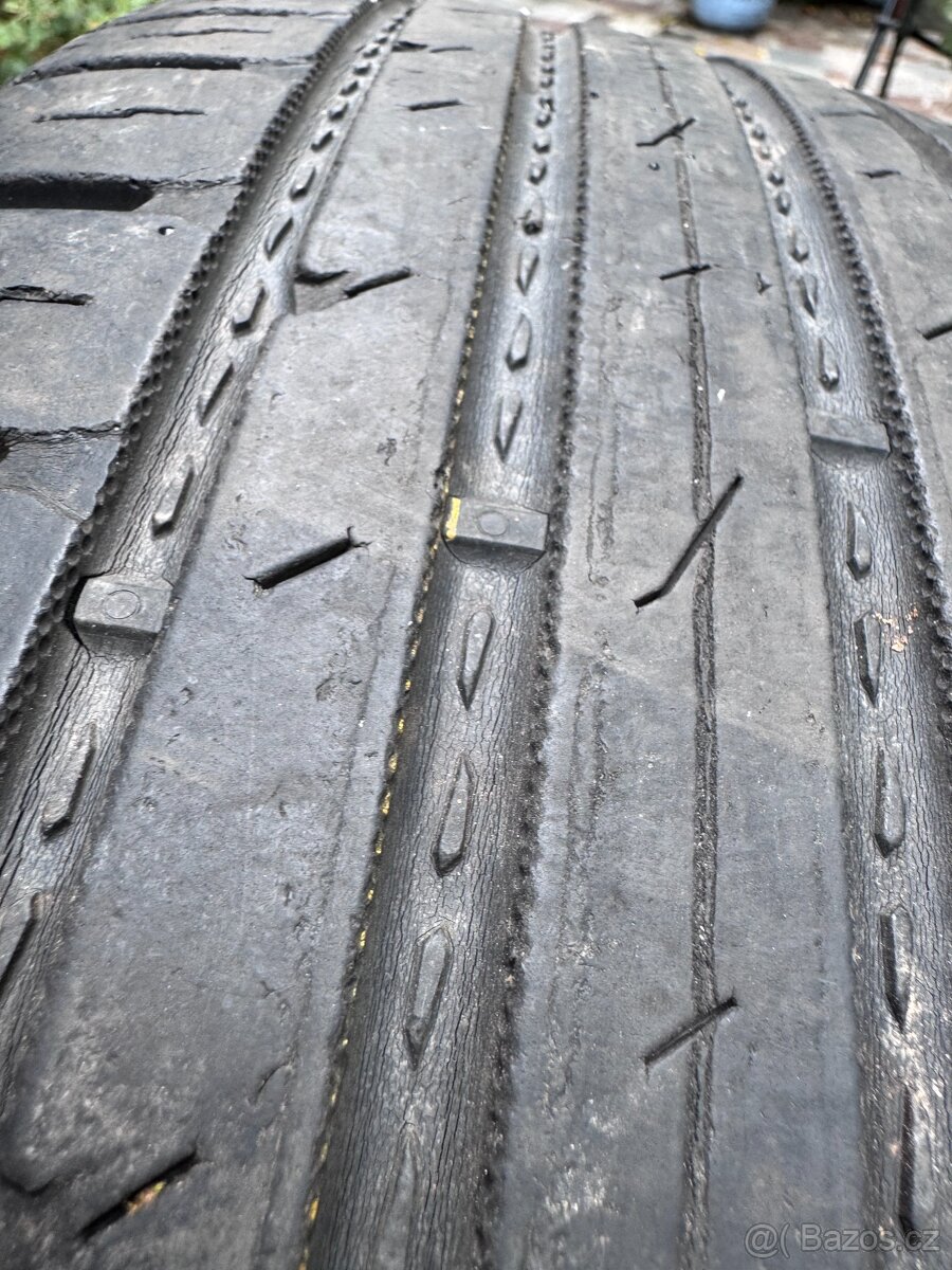 Letní pneu 225/65/R17 106H - 2