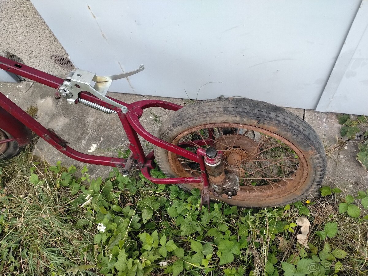 Jawa pérák - 2