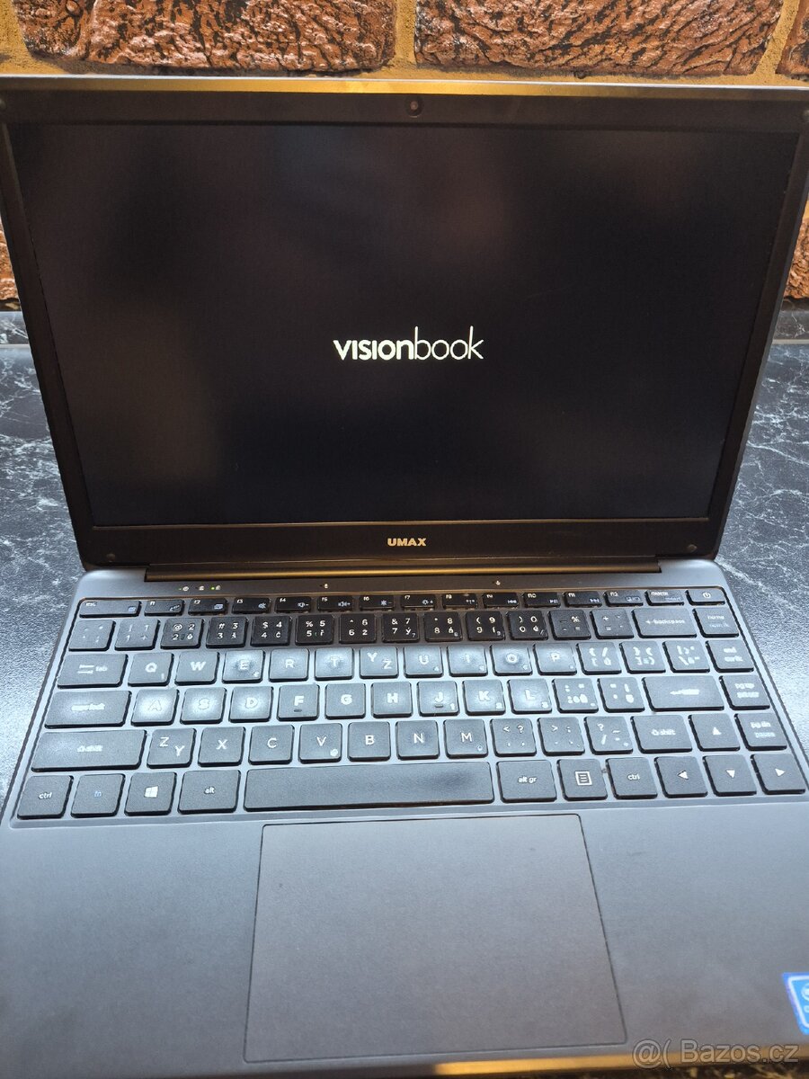UMAX VisionBook N14G plus - 2