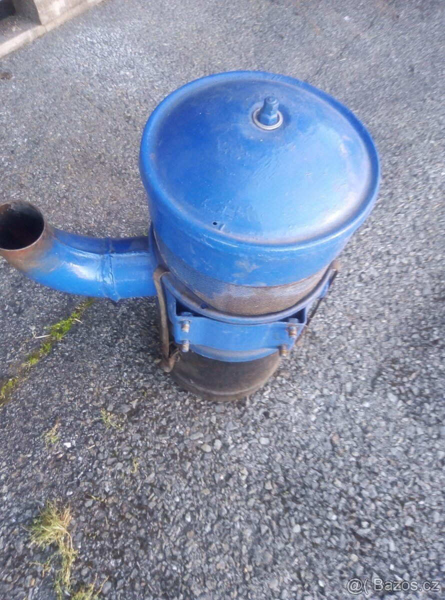 Vzduchový filtr Zetor 4011..... - 2