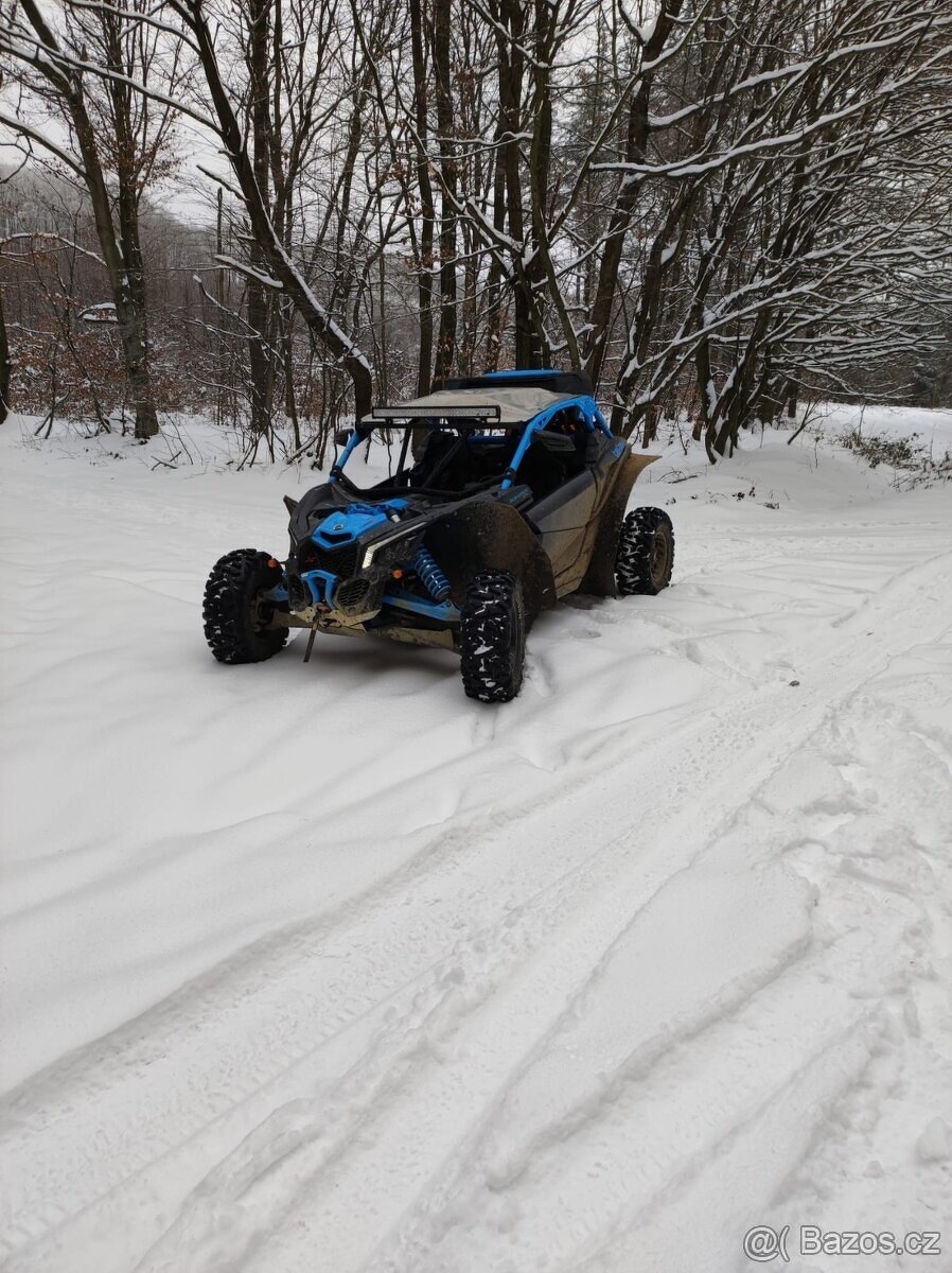 Can-Am MAVERICK 1000RC