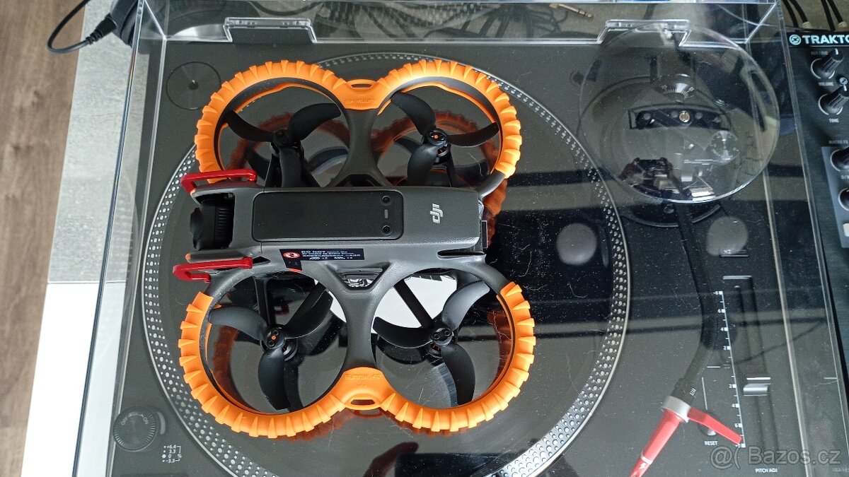 DJI Avata 2 fly more combo 3 bateries - 2