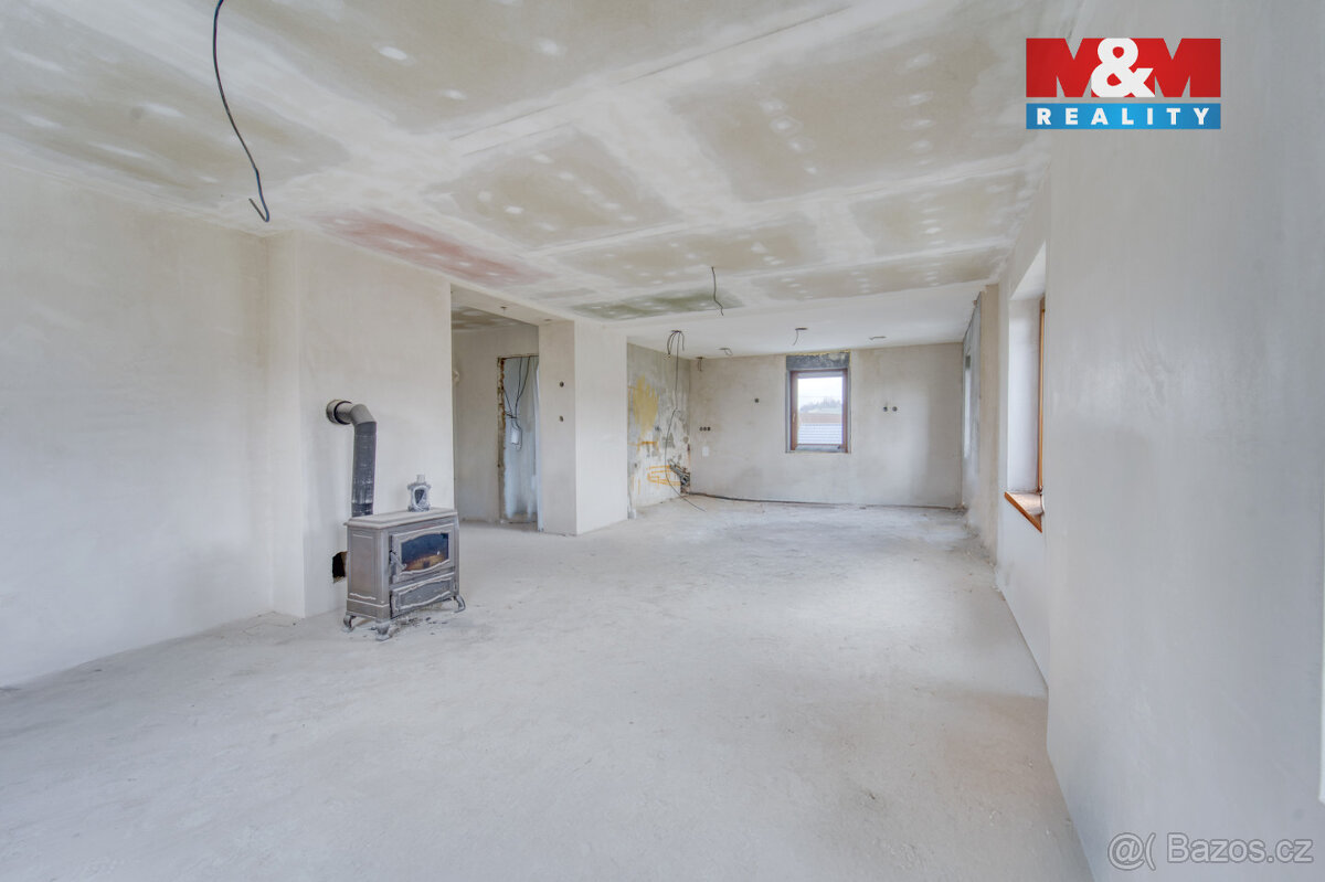 Prodej rodinného domu, 290 m², Sadov - 2