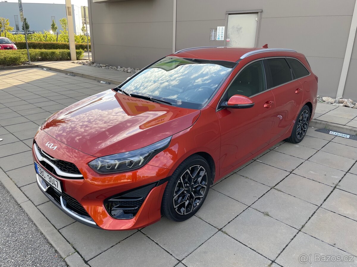 Kia Ceed SW GT line 1.5t-gdi - 2