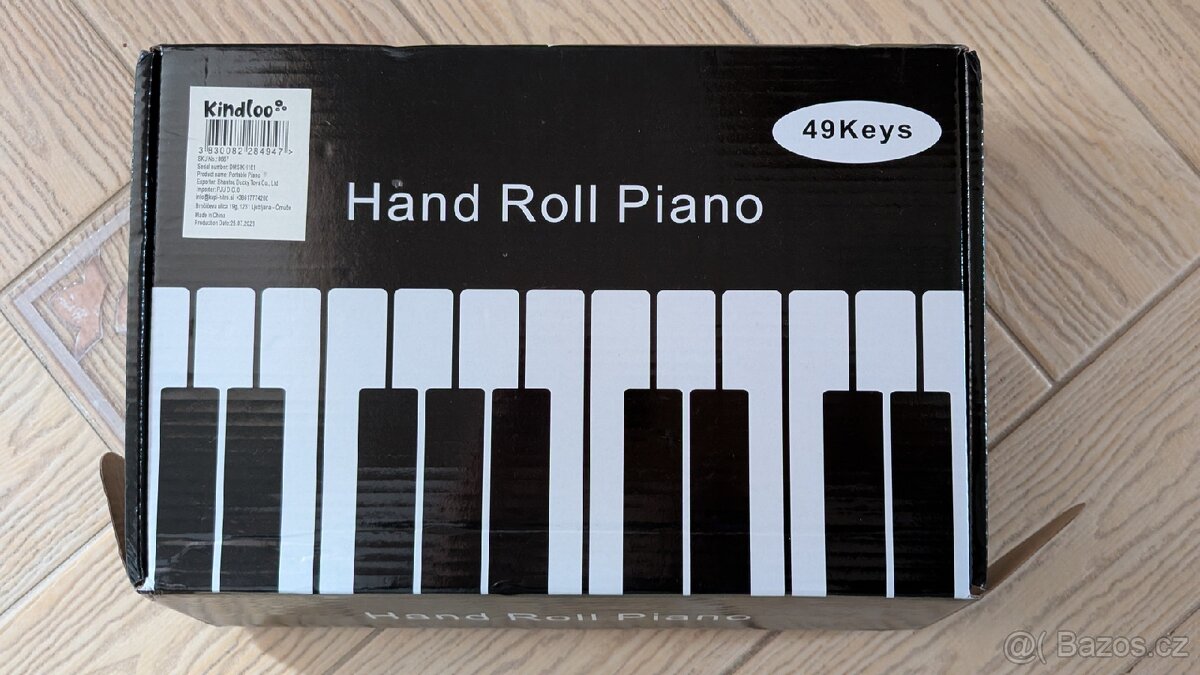 PŘENOSNÉ ELEKTRONICKÉ PIANO S ROLOVACÍ SILIKONOVOU - 2