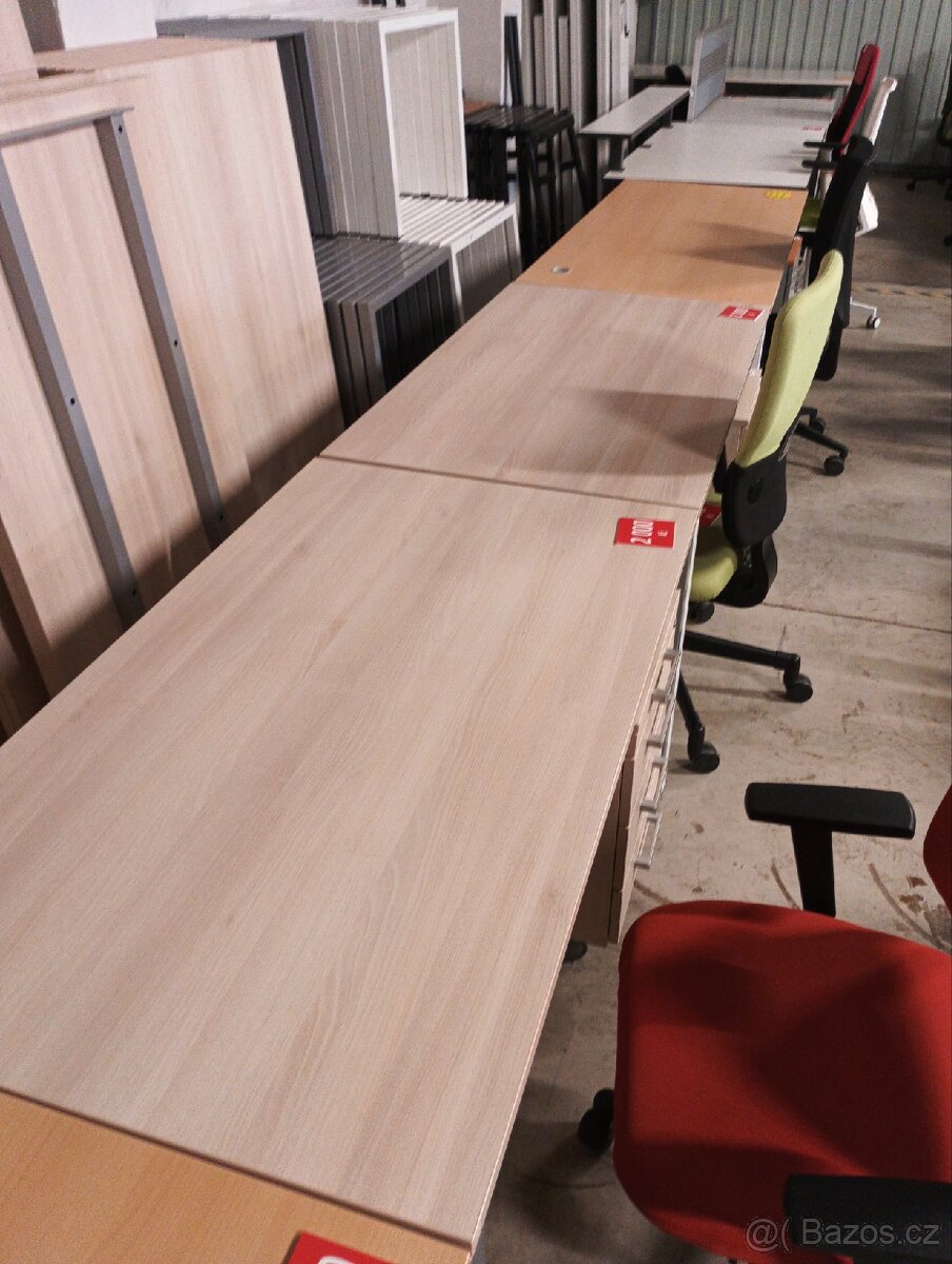 Kancelářské stoly Narbutas - 2