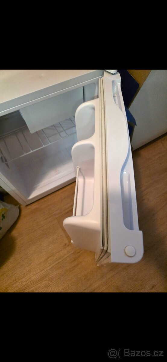 Malá mini lednička - 2