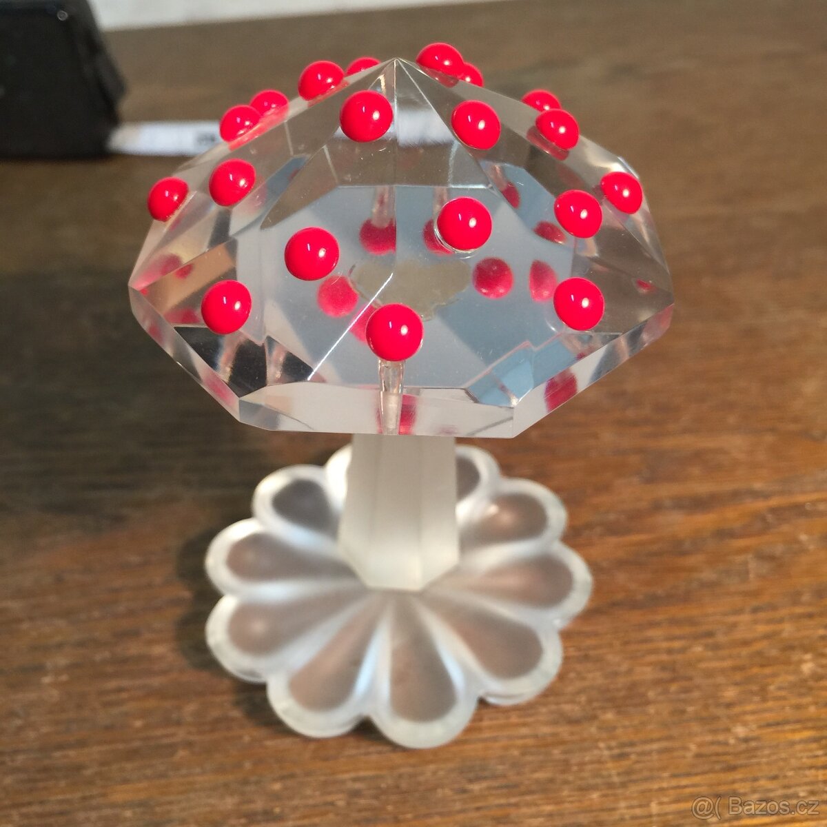 těžítko broušené hutní sklo Muchomůrka - 2