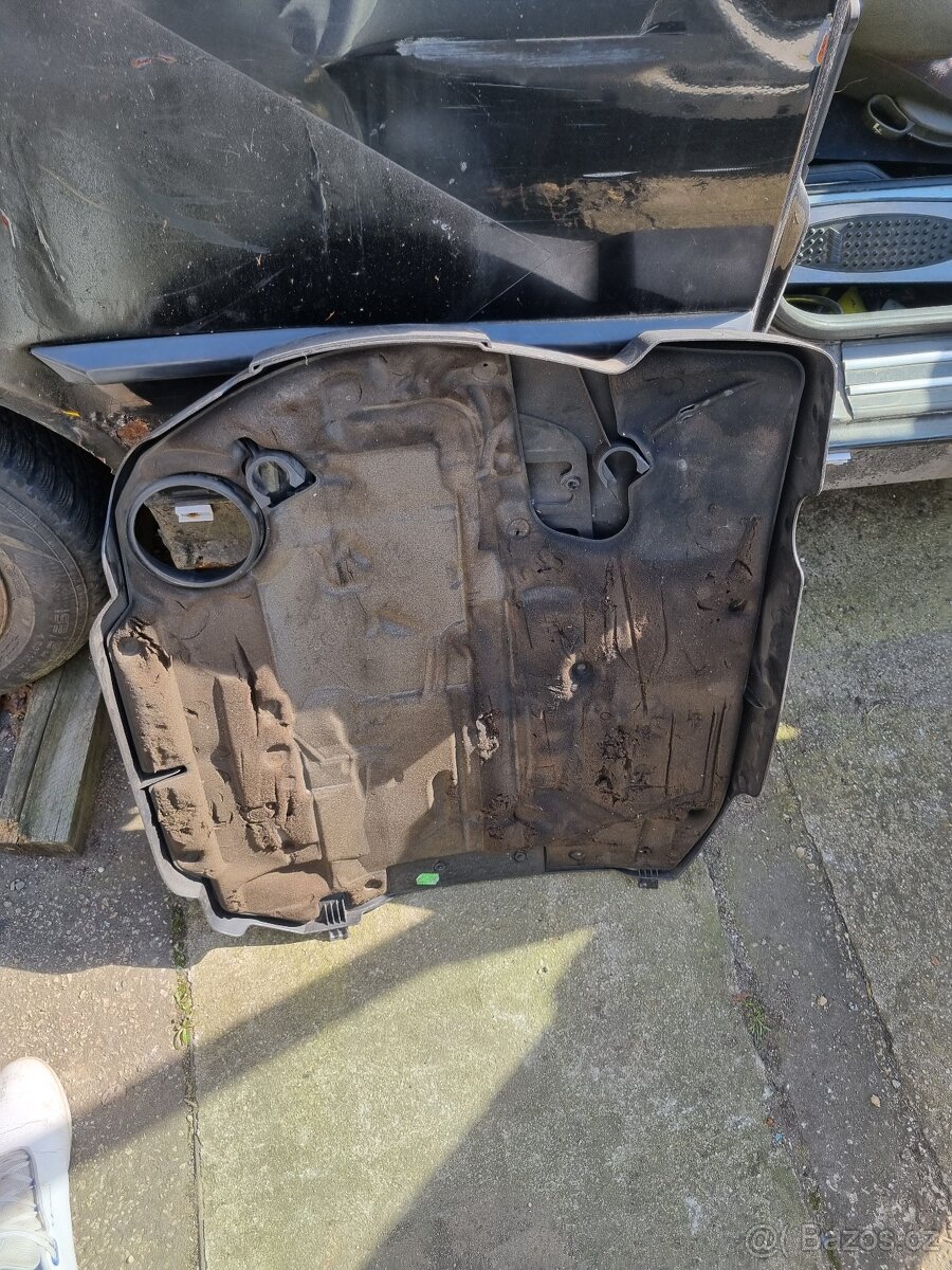 Kryt motoru N57 pro vozy BMW e90, e91, e92, e93 - 2