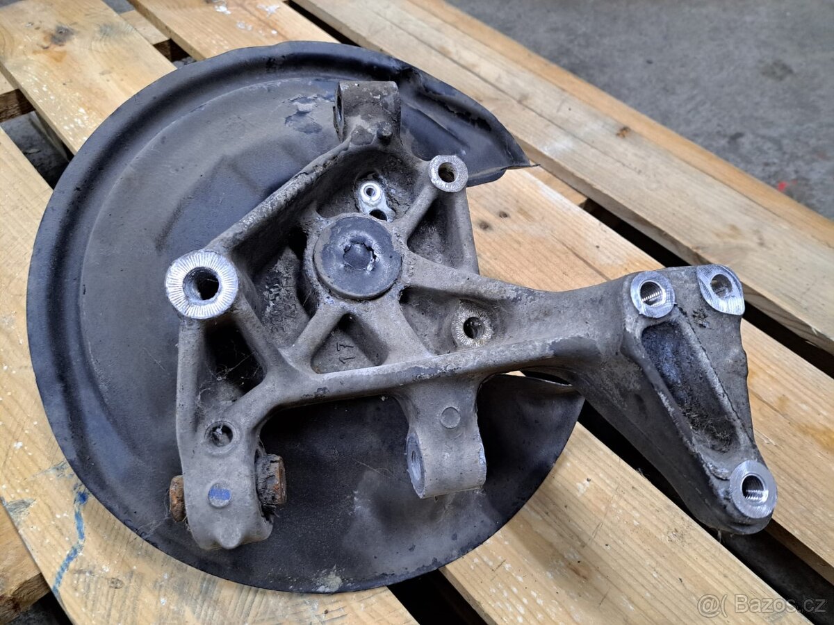 Těhlice VW, AUDI, SEAT, ŠKODA levá zadní 4x2 originál - 2