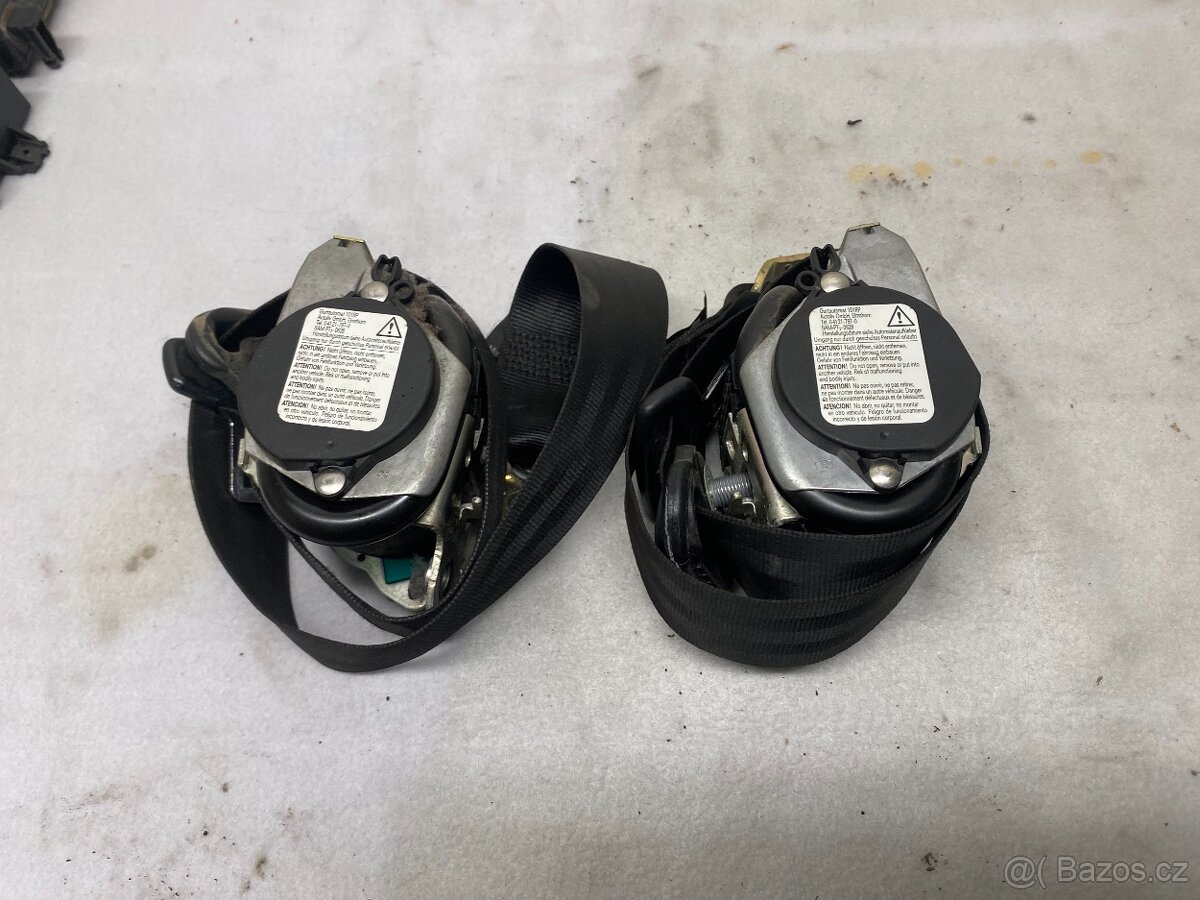 ŠKODA OCTAVIA 2 2004-2013 - PŘEDNÍ PÁSY - 2