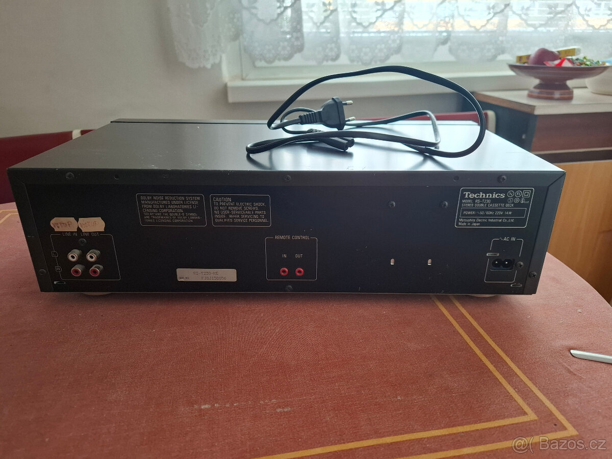 Prodám retro kazetový přehrávač Technics +kazety - 2