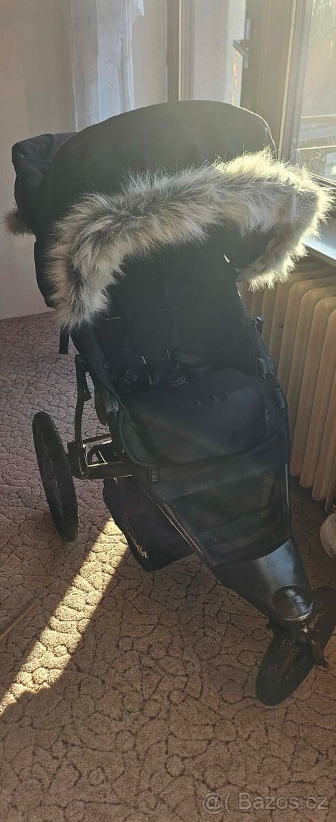 Sportovní kočárek - 2
