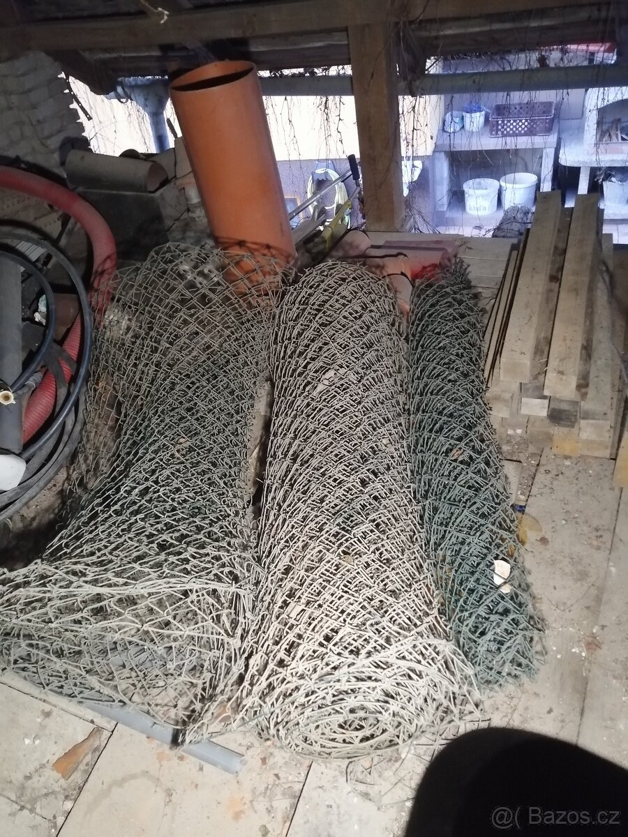 Pletivo a sloupky - 2