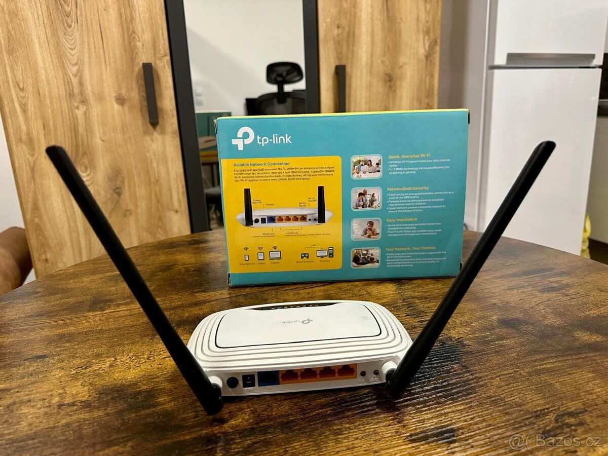 WiFi router TP-Link 300 Mbps - plně funční, originál balení - 2
