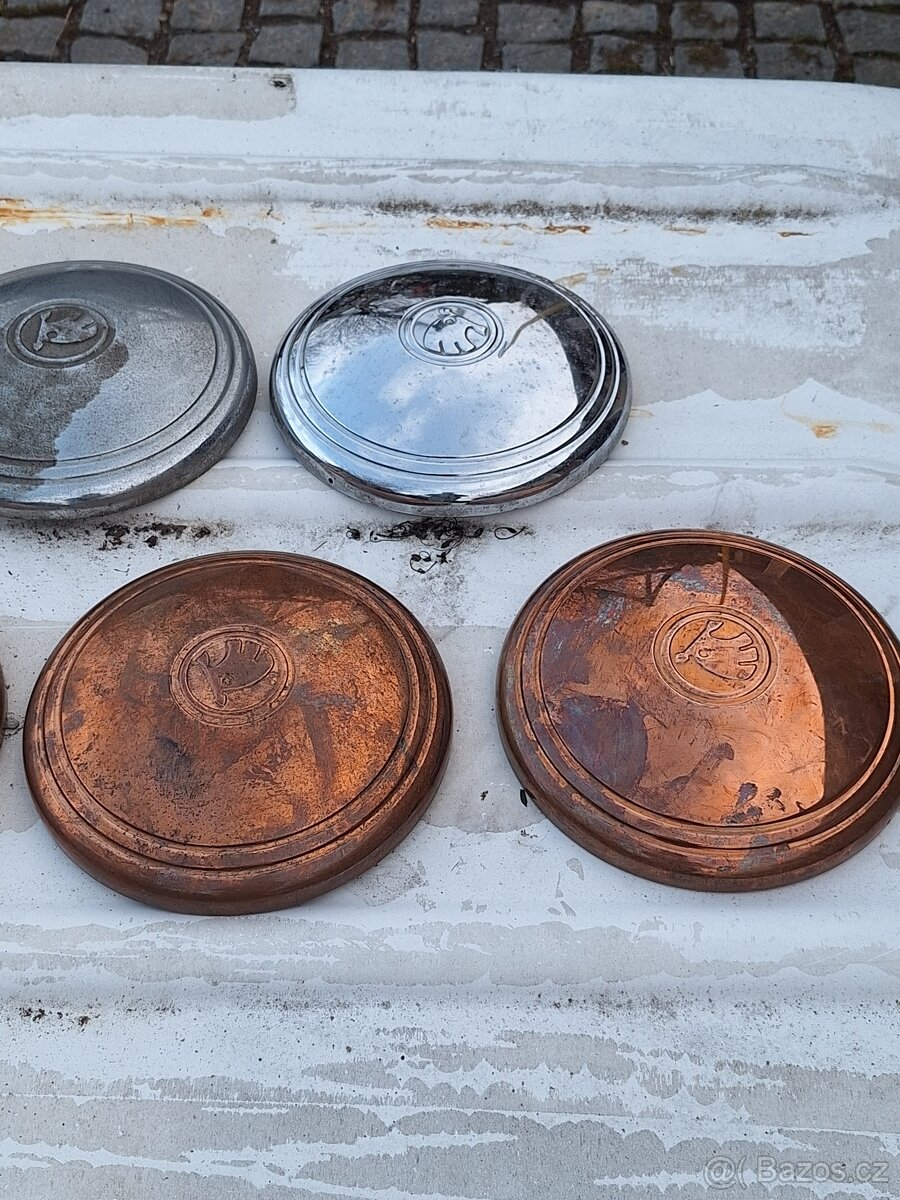 Poklice Škoda 1000MB a Škoda 100 - 2