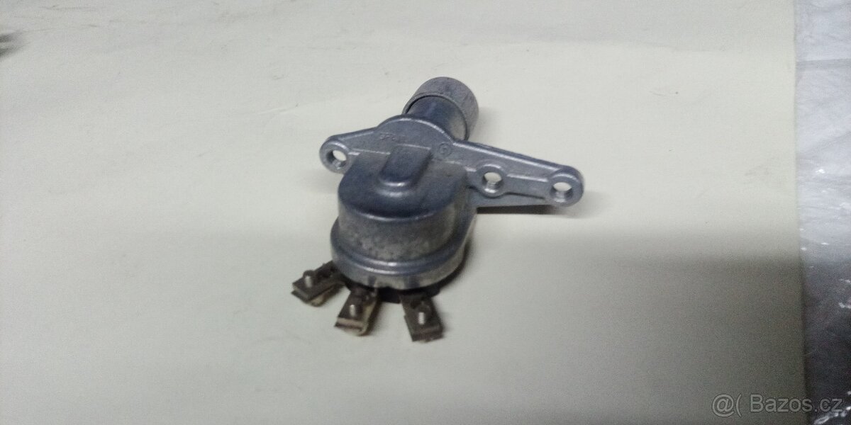 Trabant Wartburg nožní přepínač - 2