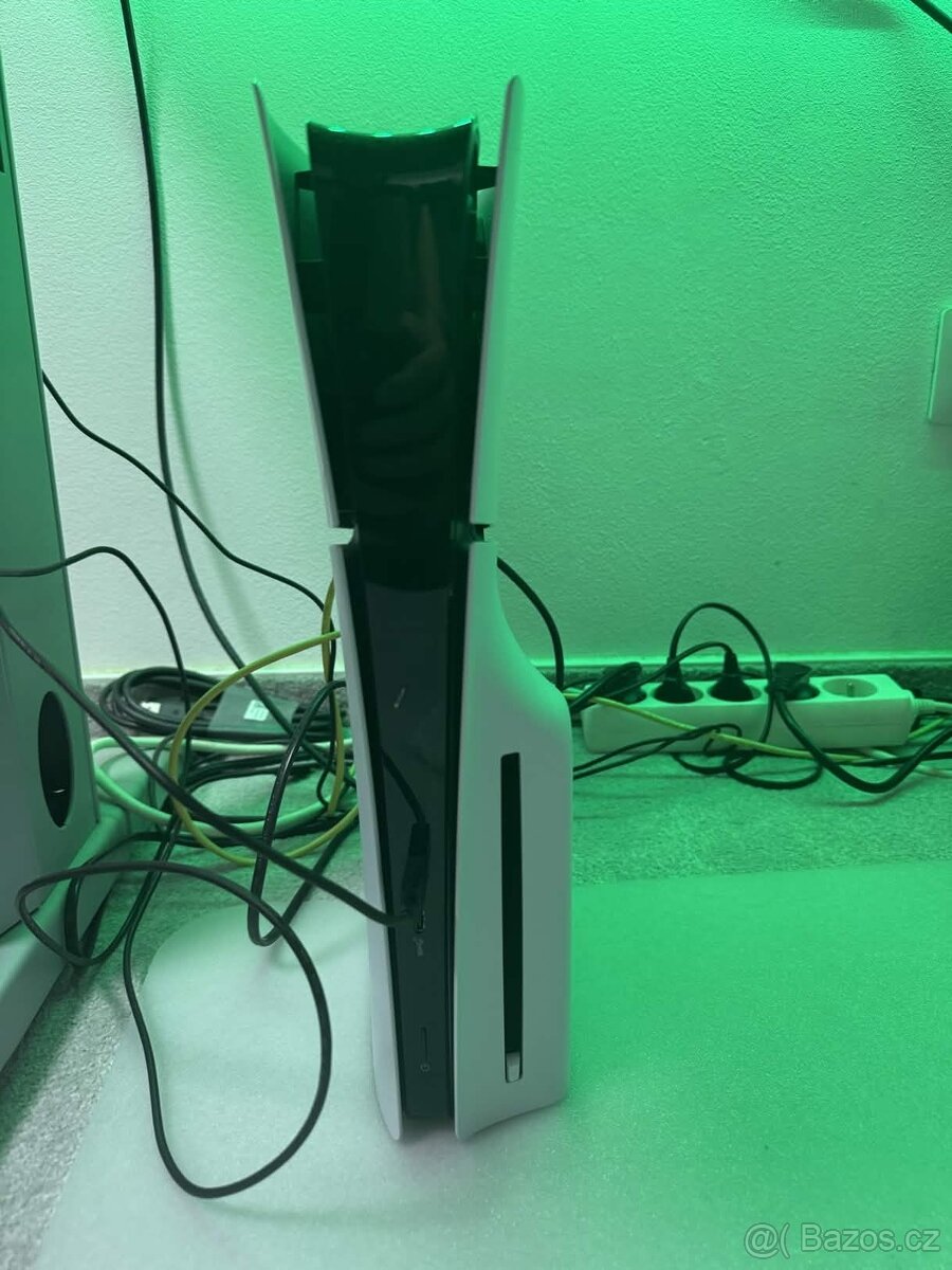 Playstation 5 Slim - 2