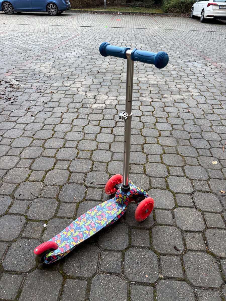 Dětská koloběžka Meteor Tucan - 2