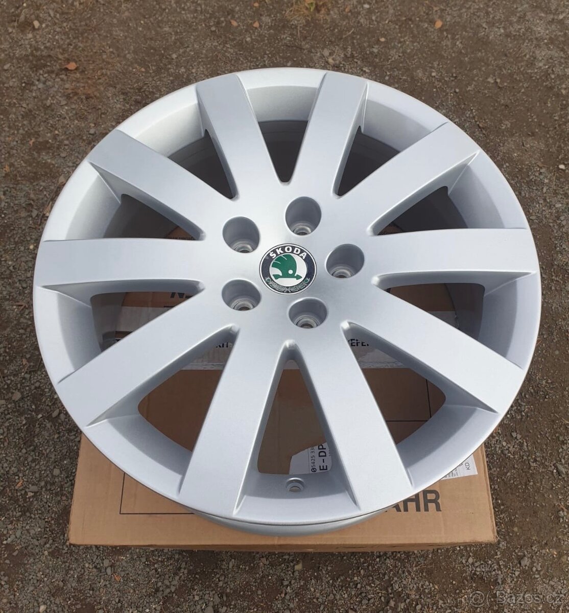 5x112 r17 Škoda Superb I Nová - 2