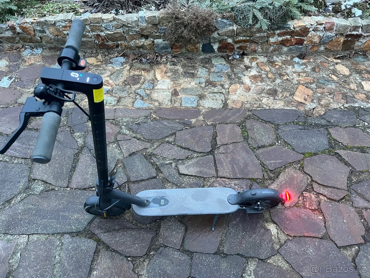 Xiaomi scooter essential - 2