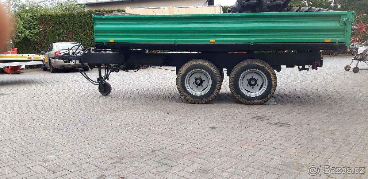 Traktorový přívěs 8tun - 2