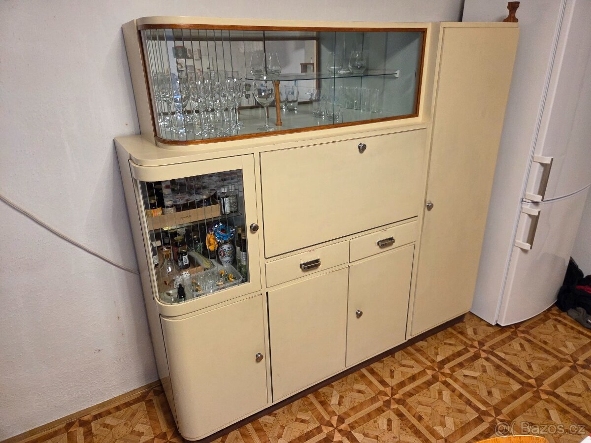 Kredenc, myčák - 2